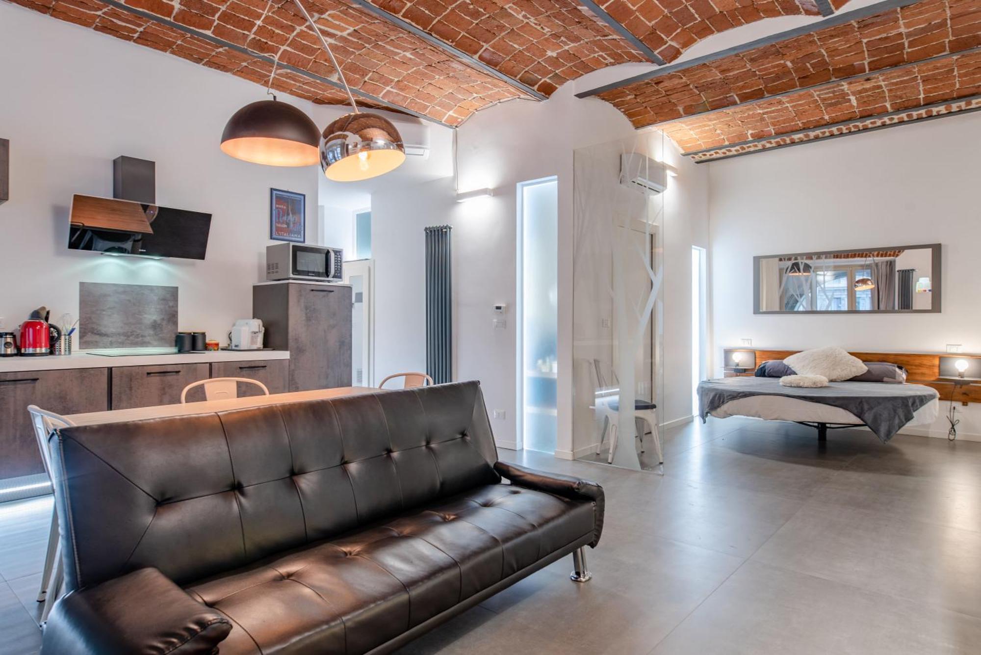 Suite & Queen Apartments Торино Екстериор снимка