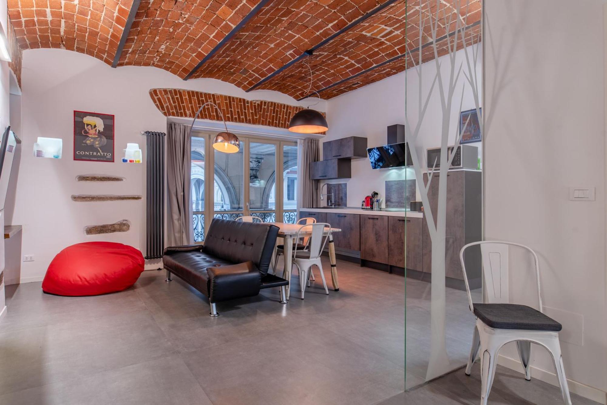 Suite & Queen Apartments Торино Екстериор снимка