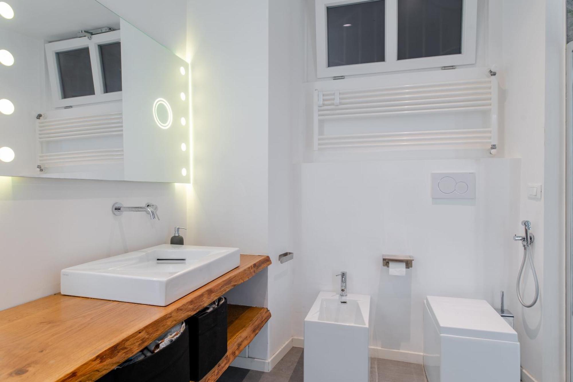 Suite & Queen Apartments Торино Екстериор снимка