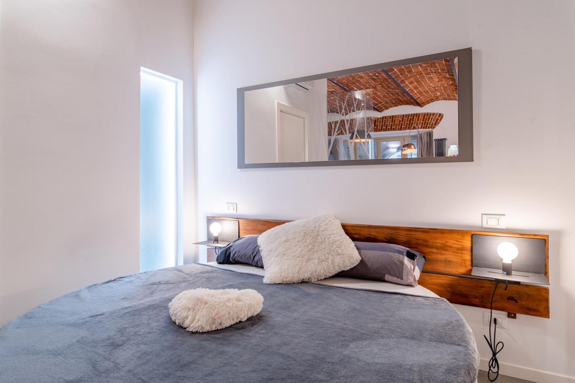Suite & Queen Apartments Торино Екстериор снимка