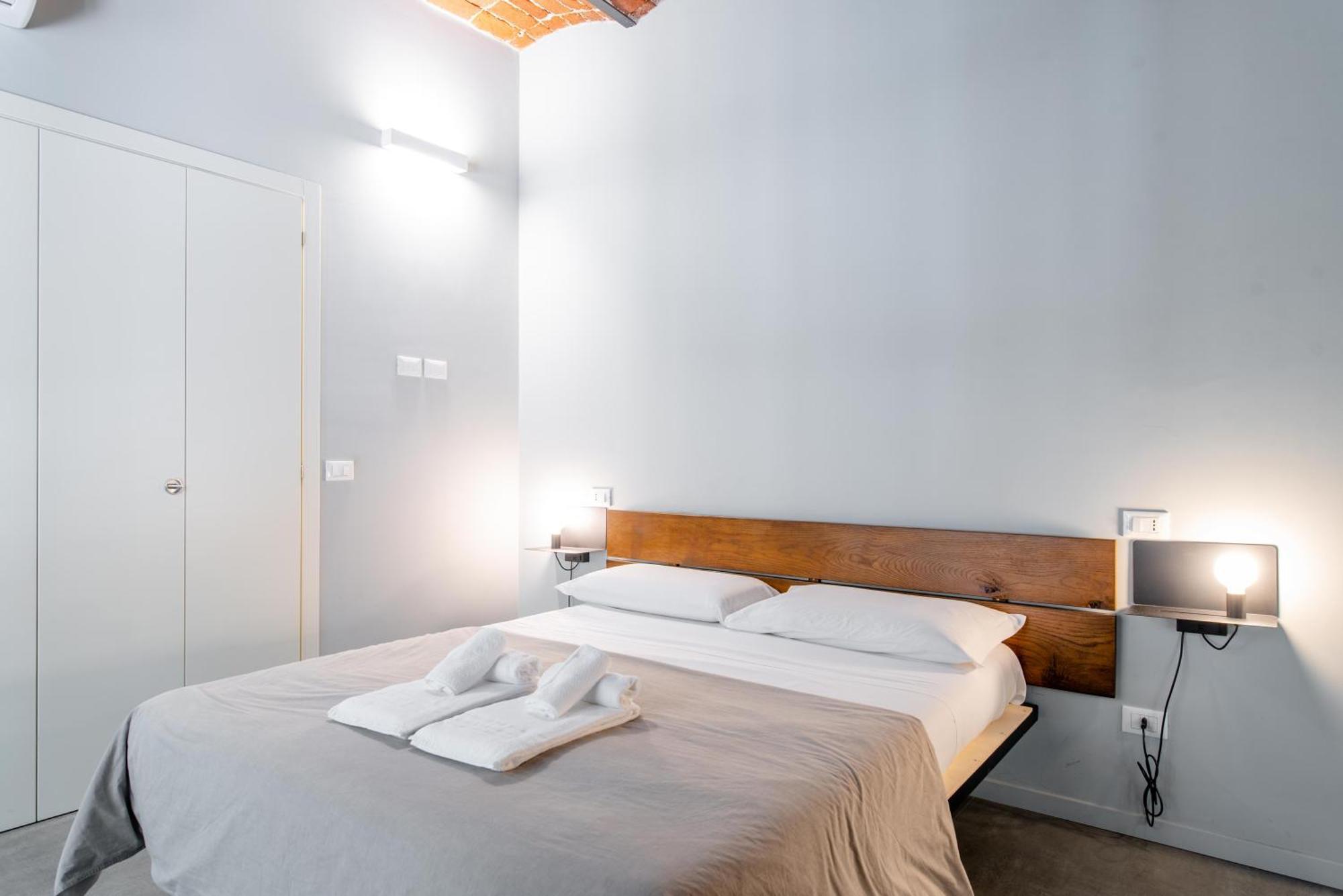 Suite & Queen Apartments Торино Екстериор снимка