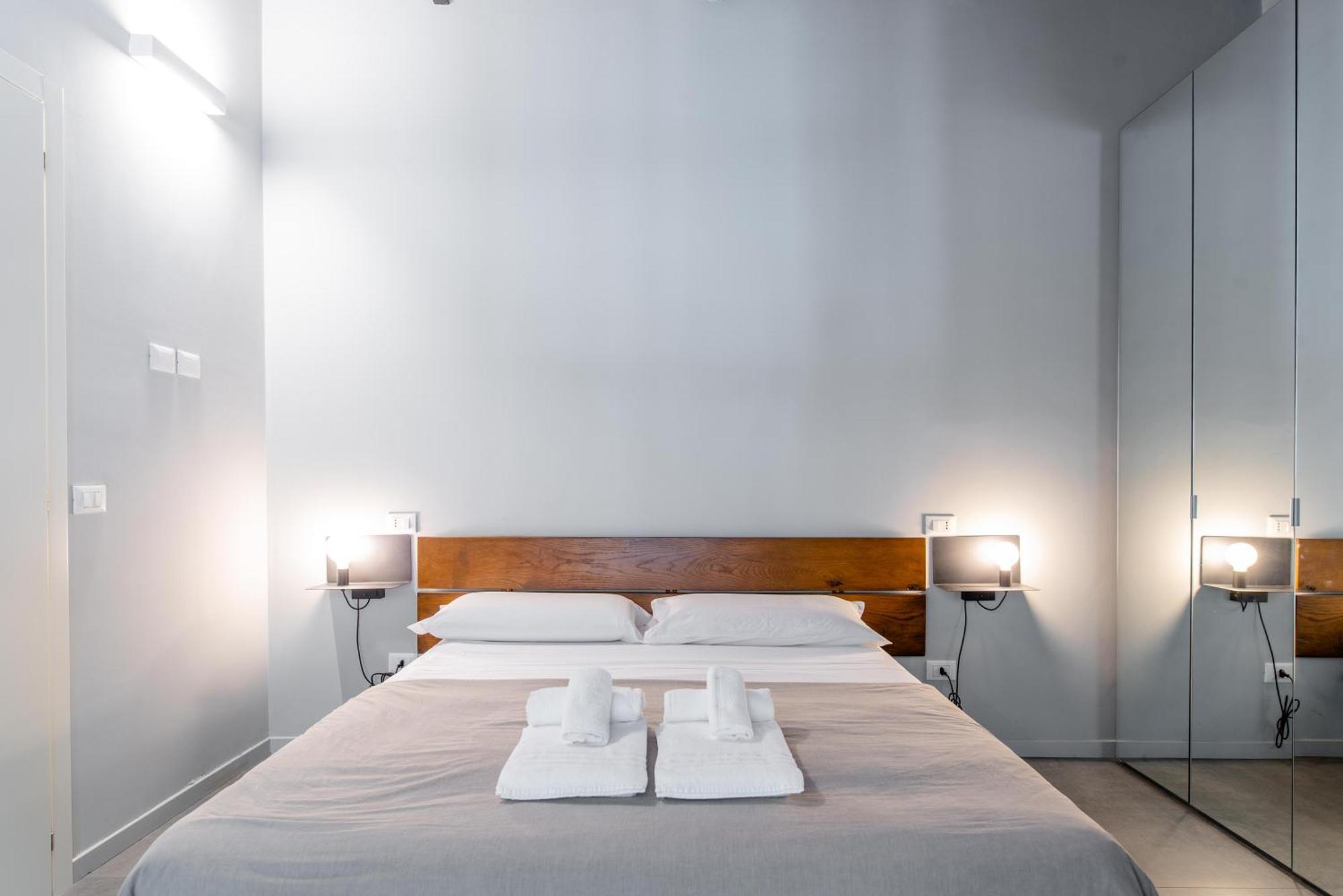 Suite & Queen Apartments Торино Екстериор снимка